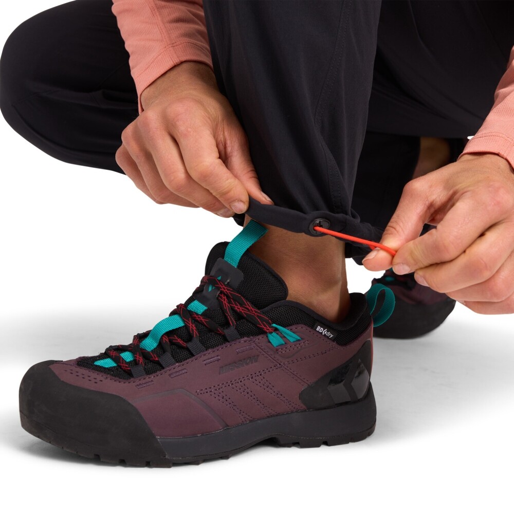 블랙다이아몬드,퍼수트 팬츠 WOMENS